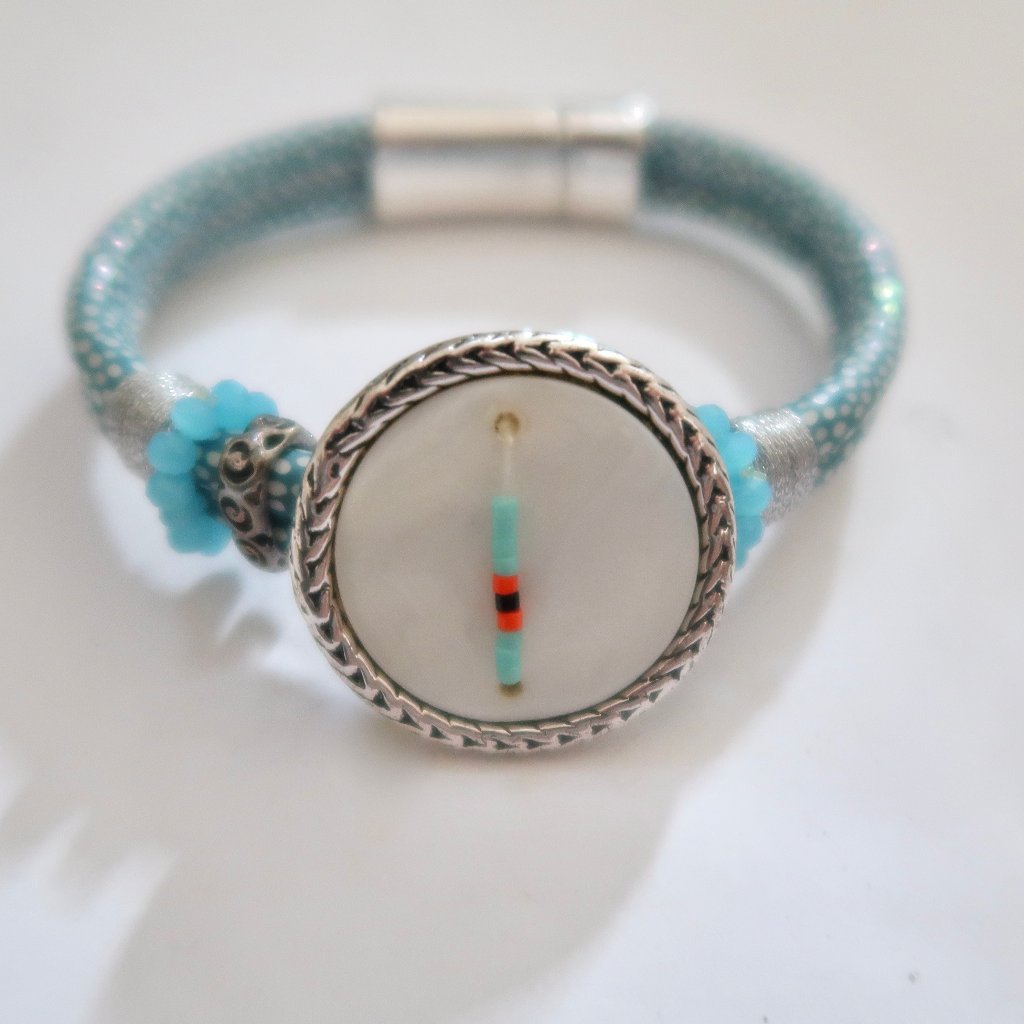 Laura Janelle Mother Of Pearl Bracelet 21$